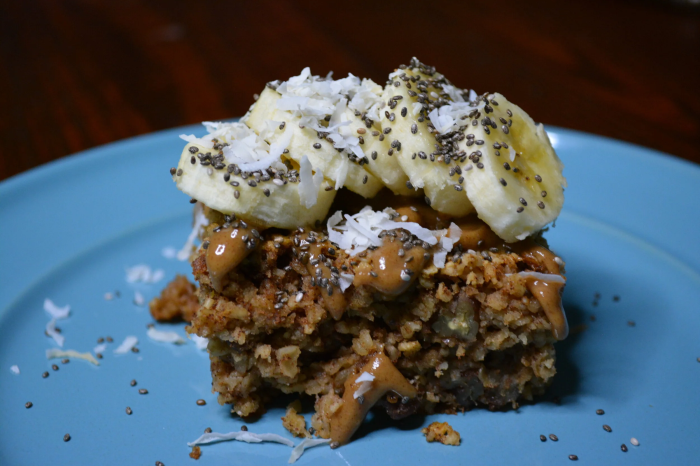 Baked Oats with Creamy Honey Pecan Butter