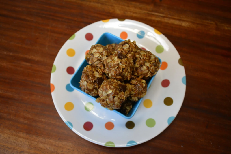 Pecan Butter Energy Bites