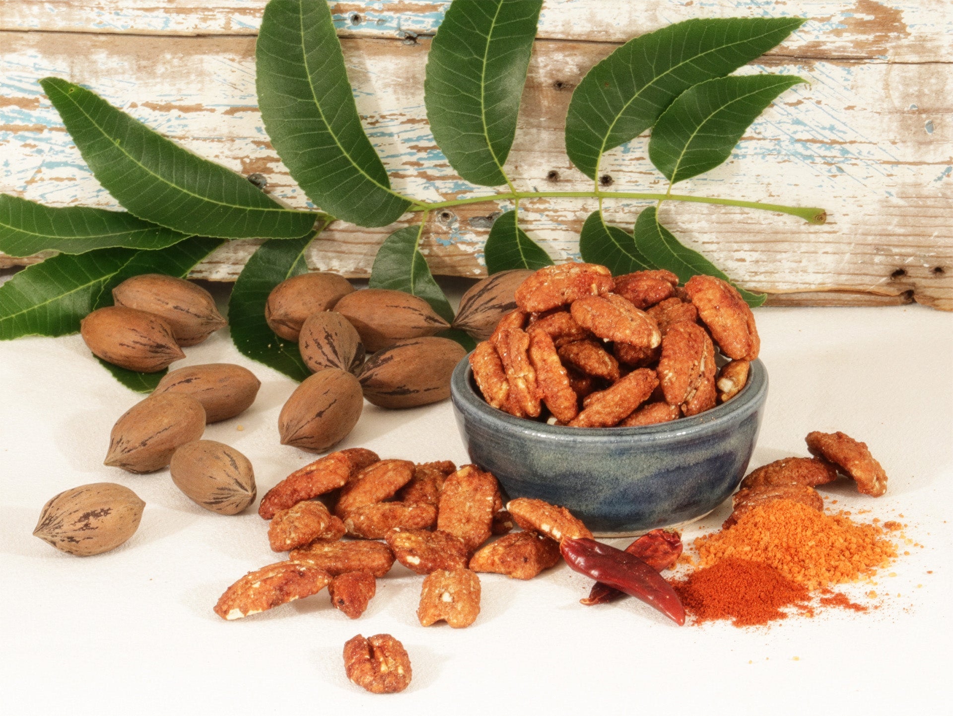 Toasted Sriracha Pecans