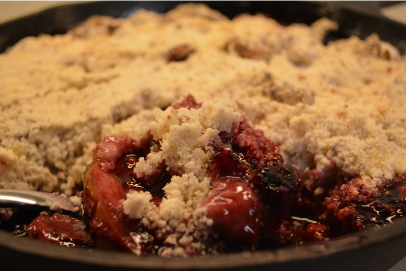 Cinnamon Pecan Fruit Crumble